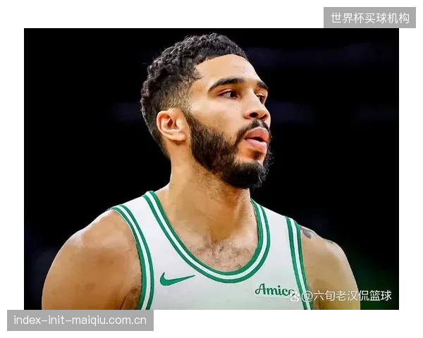 塔图姆在季后赛中扮演了凯尔特人得分和篮板的关键角色,其表现是球队能否走到最后的晴雨表。 塔图姆在季后赛中扮演了凯尔特人得分和篮板的关键角色,其表现是球队能否走到最后的晴雨表。